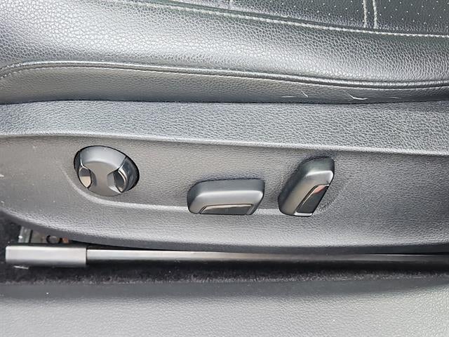 2018 Volkswagen Passat 2.0T SE