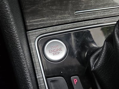 2018 Volkswagen Passat 2.0T SE