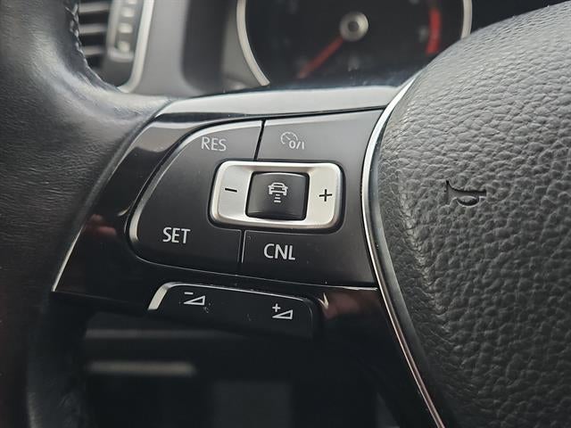 2018 Volkswagen Passat 2.0T SE