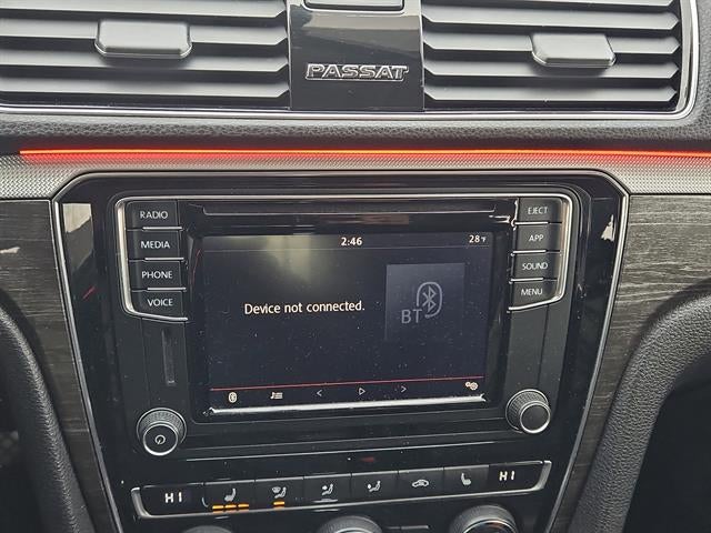 2018 Volkswagen Passat 2.0T SE