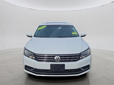 2018 Volkswagen Passat 2.0T SE