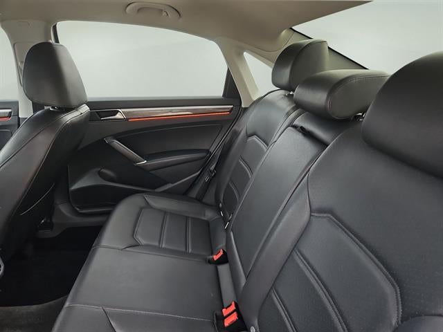 2018 Volkswagen Passat 2.0T SE