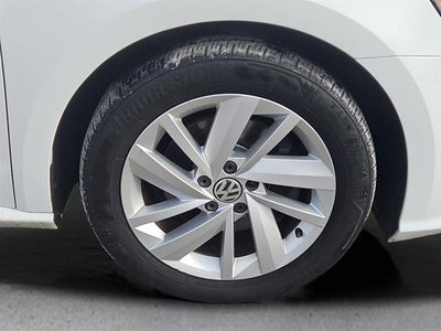 2018 Volkswagen Passat 2.0T SE