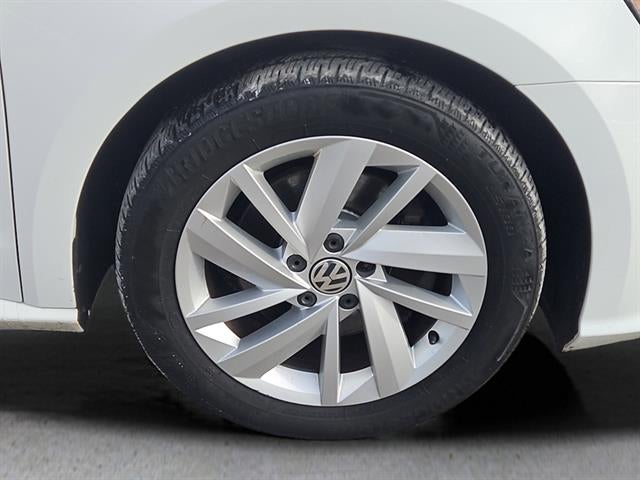 2018 Volkswagen Passat 2.0T SE