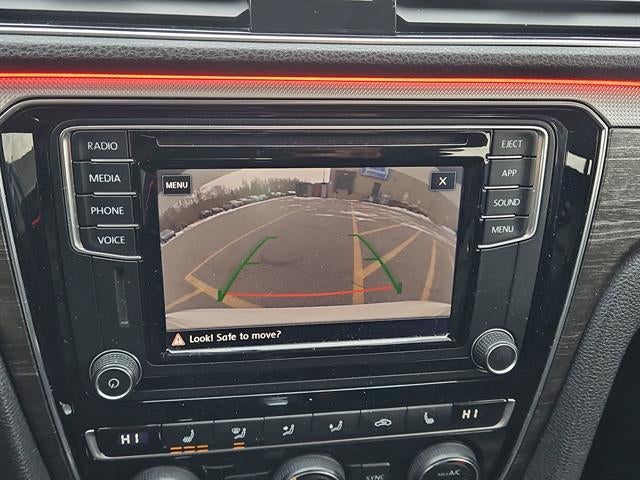 2018 Volkswagen Passat 2.0T SE