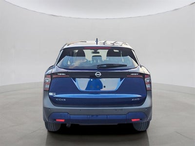 2025 Nissan Kicks S