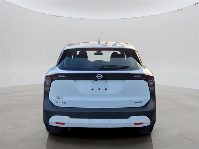 2025 Nissan Kicks S