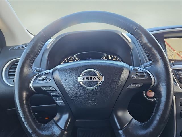 2020 Nissan Pathfinder SL