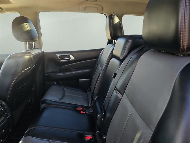 2020 Nissan Pathfinder SL