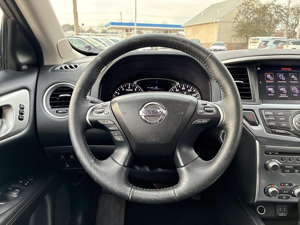 2018 Nissan Pathfinder SL