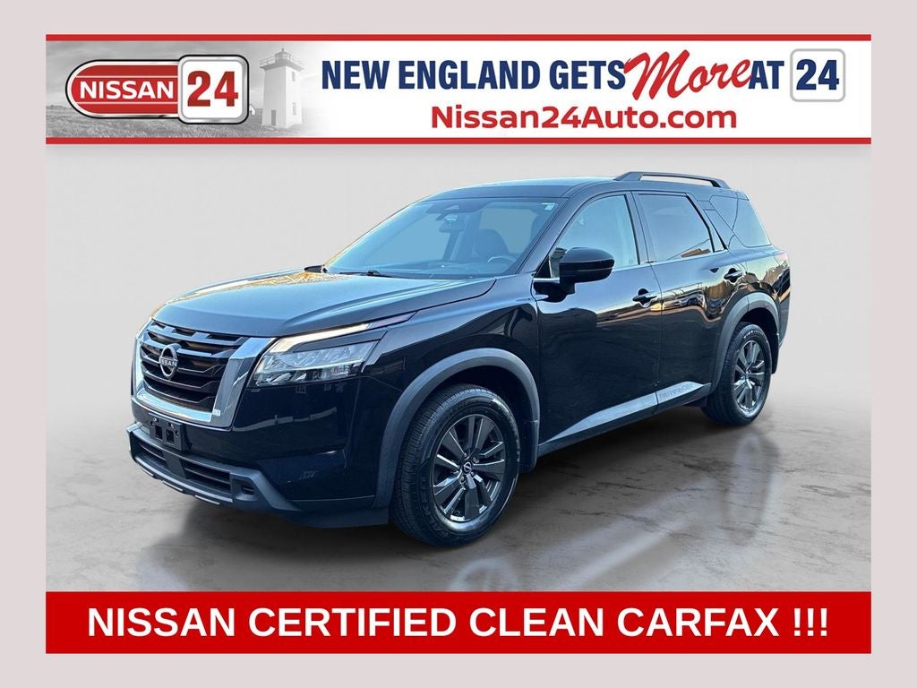 2022 Nissan Pathfinder SV
