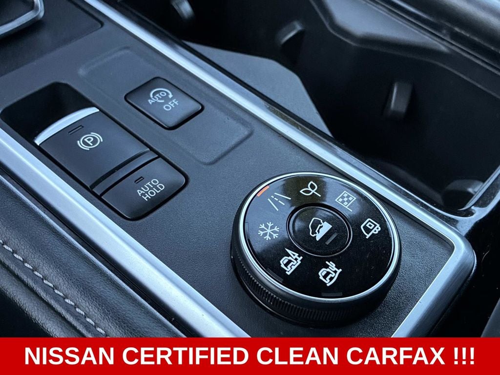 2022 Nissan Pathfinder SV