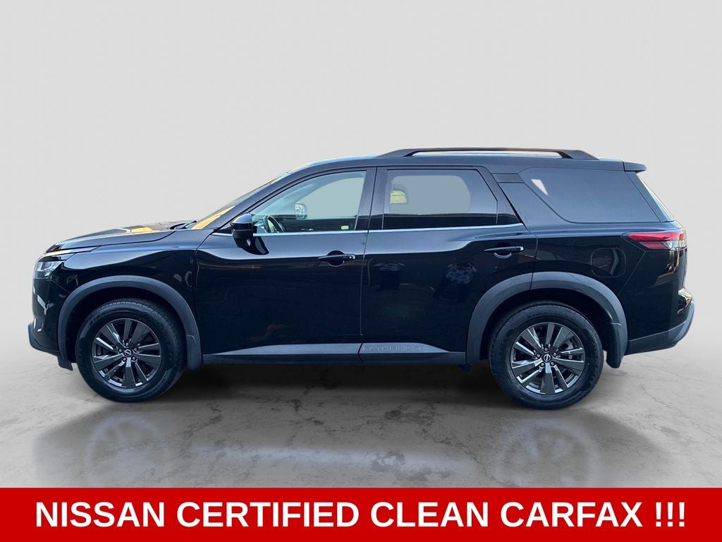 2022 Nissan Pathfinder SV
