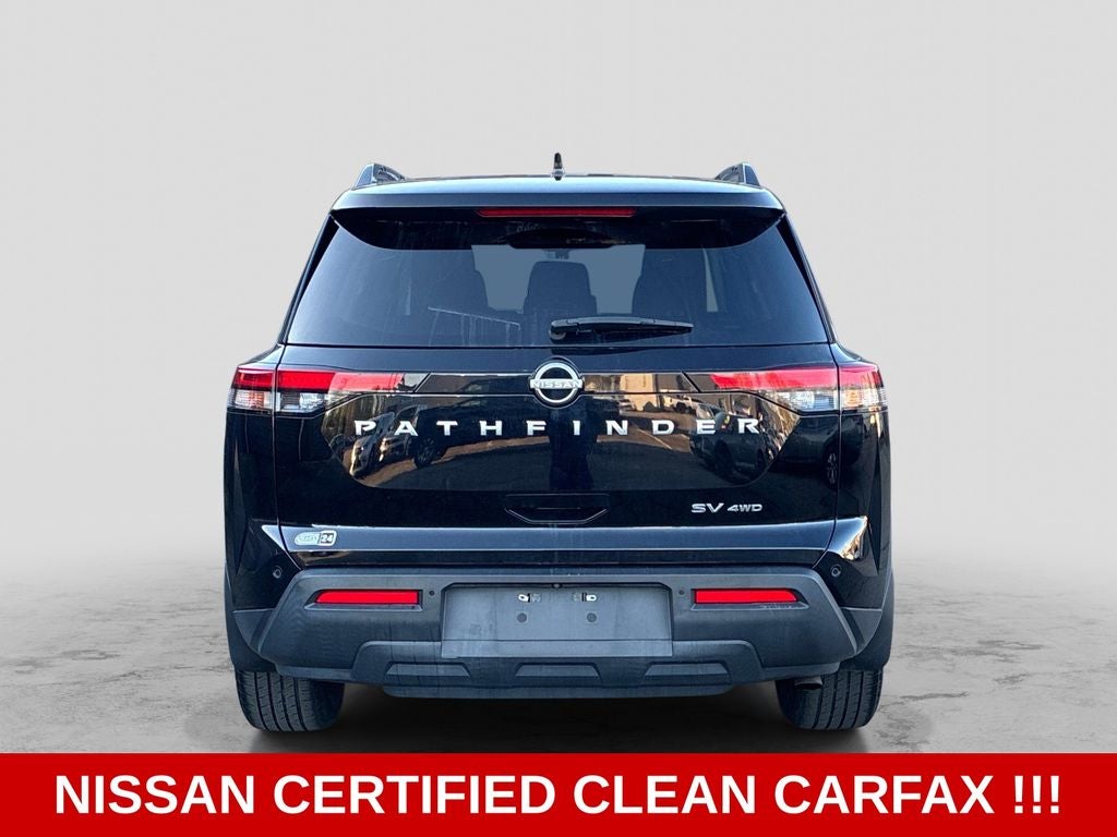2022 Nissan Pathfinder SV