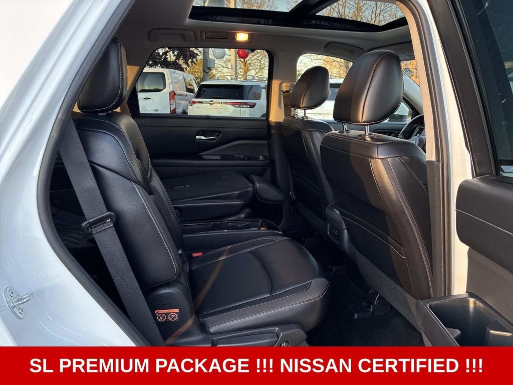 2023 Nissan Pathfinder SL