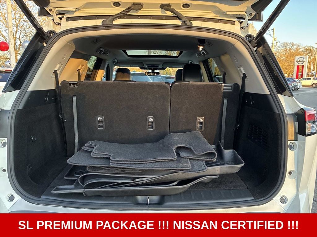 2023 Nissan Pathfinder SL