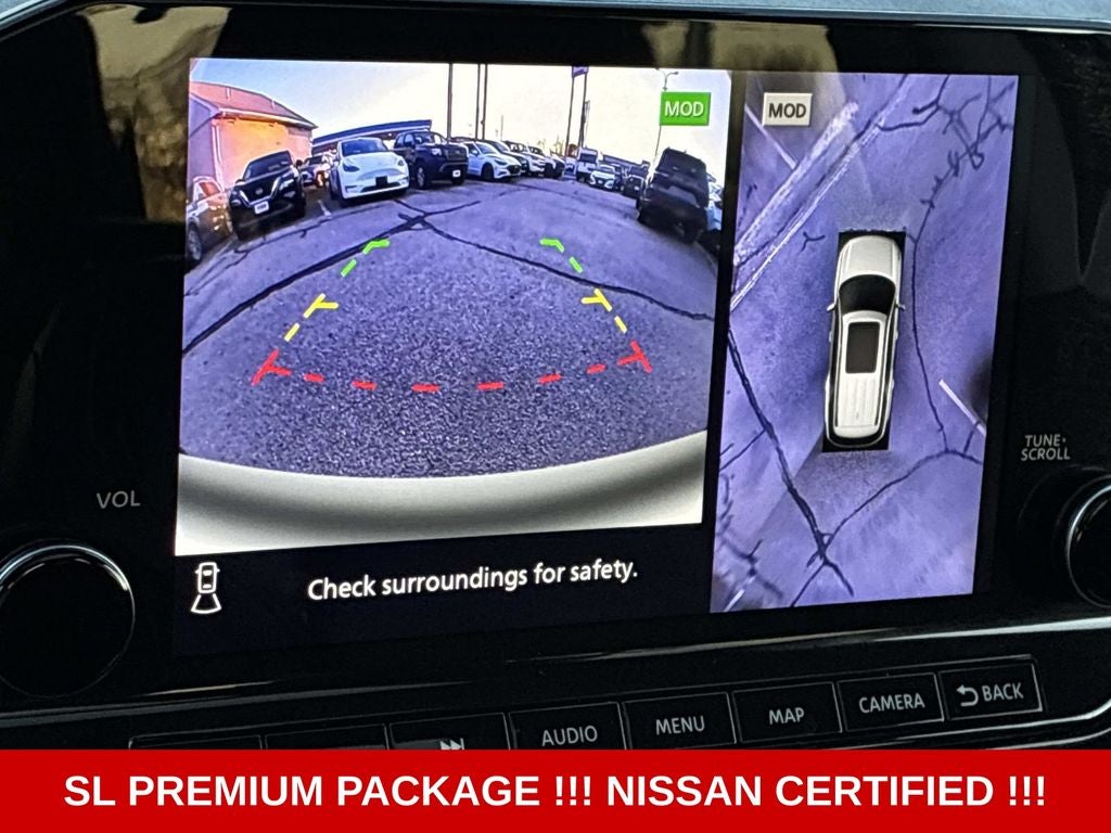 2023 Nissan Pathfinder SL