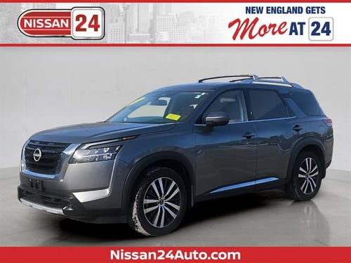 2022 Nissan Pathfinder Platinum