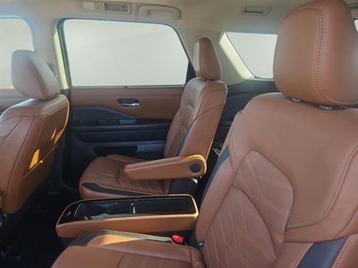 2022 Nissan Pathfinder Platinum