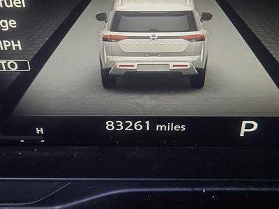 2022 Nissan Pathfinder Platinum