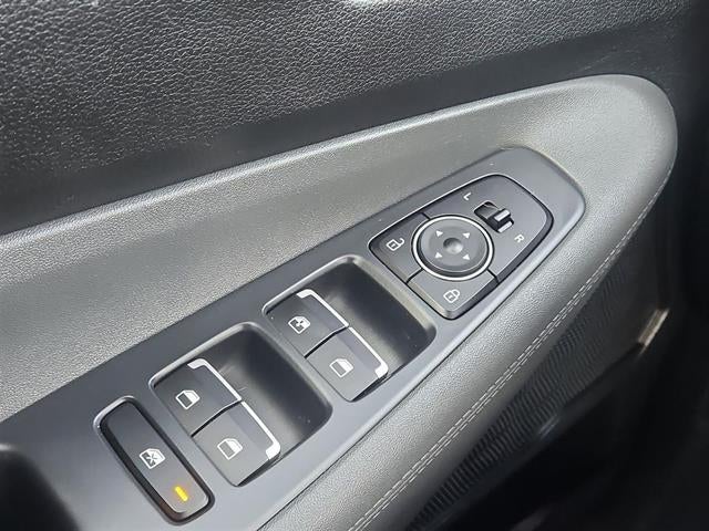 2022 Hyundai Santa Fe SE