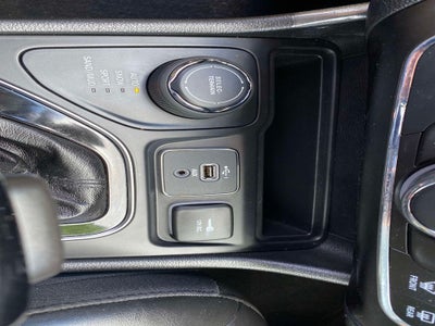 2020 Jeep Cherokee Altitude