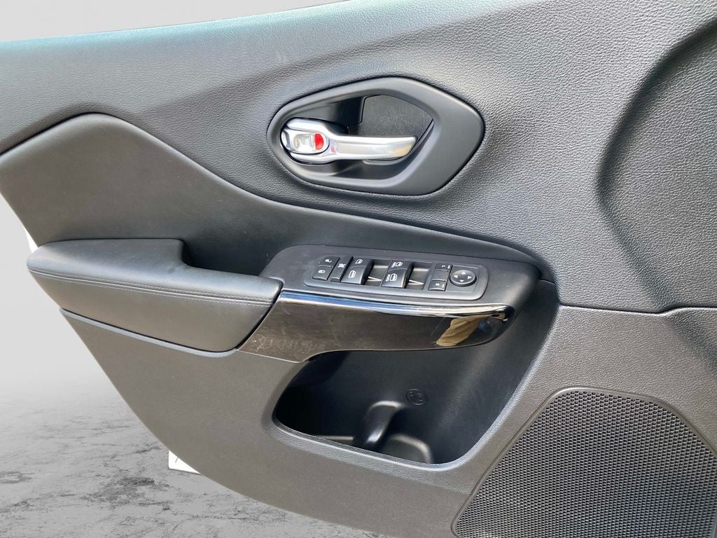 2020 Jeep Cherokee Altitude