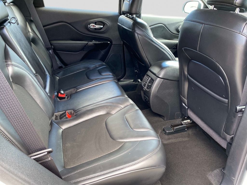 2020 Jeep Cherokee Altitude
