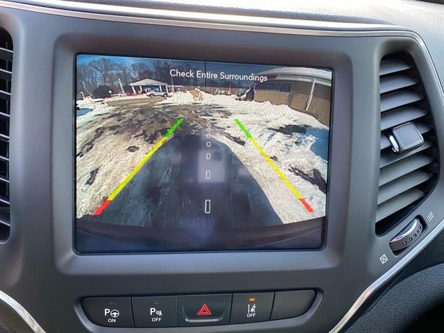 2023 Jeep Cherokee Altitude Lux