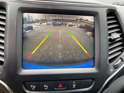 2023 Jeep Cherokee Altitude Lux