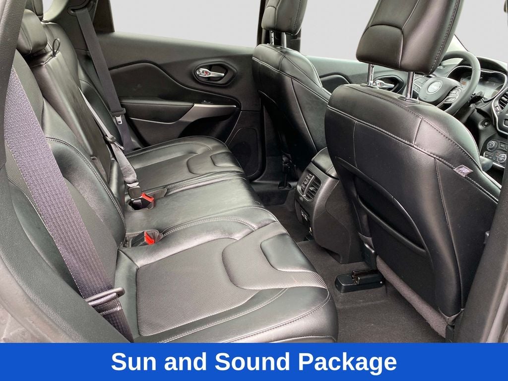 2022 Jeep Cherokee Latitude Lux