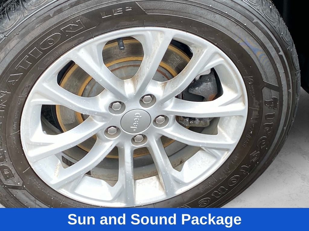 2022 Jeep Cherokee Latitude Lux