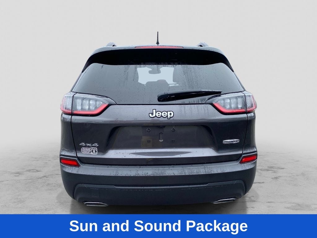 2022 Jeep Cherokee Latitude Lux