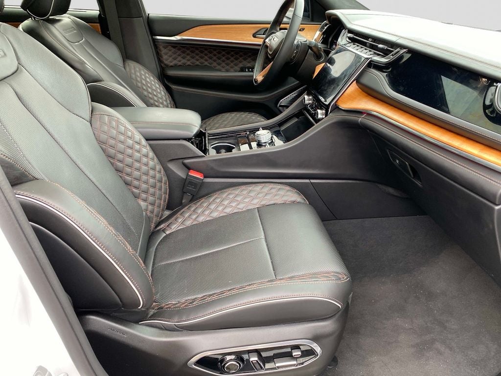 2023 Jeep Grand Cherokee L Summit Reserve