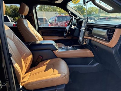 2022 Ford Expedition Platinum
