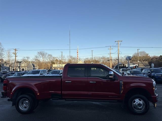 2024 Ford Super Duty F-350 DRW Platinum