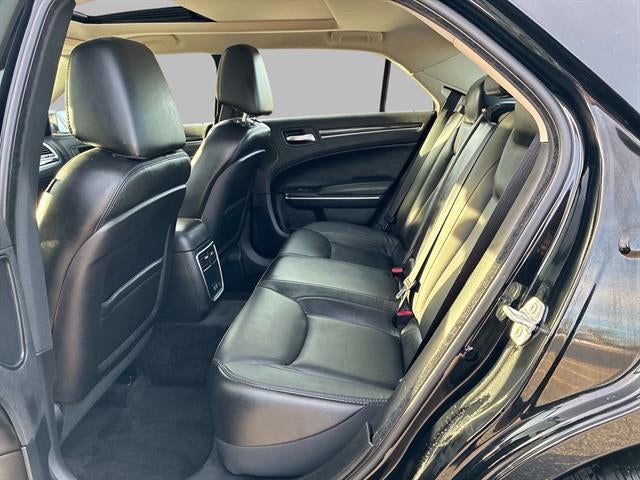 2016 Chrysler 300 Limited