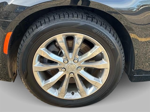 2016 Chrysler 300 Limited