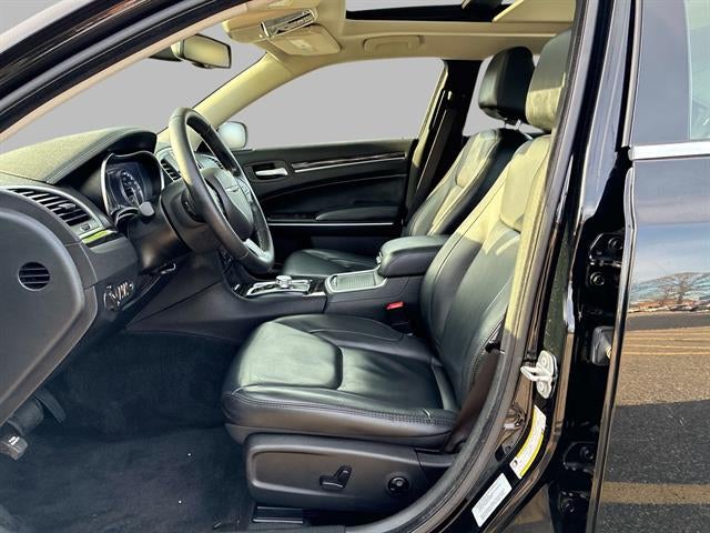 2016 Chrysler 300 Limited