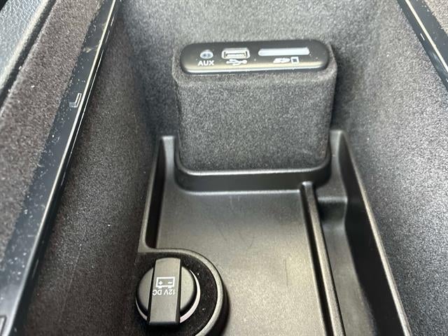 2016 Chrysler 300 Limited