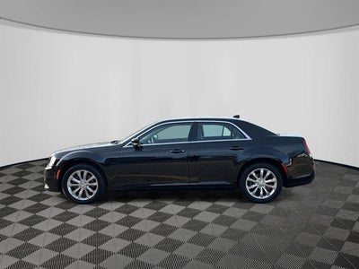 2016 Chrysler 300 Limited