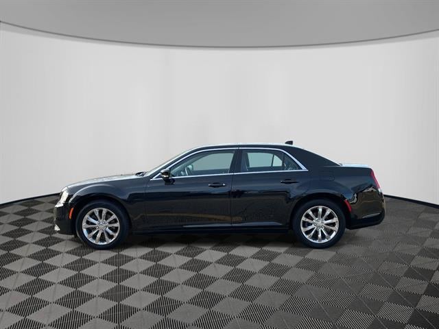 2016 Chrysler 300 Limited
