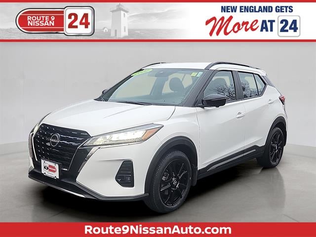 2022 Nissan Kicks SR