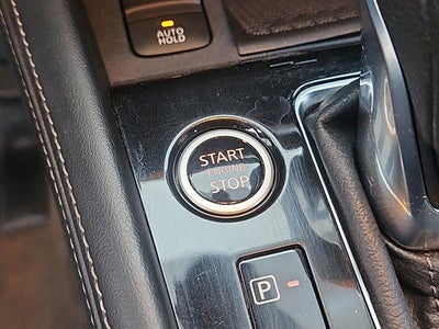 2022 Nissan Kicks SR