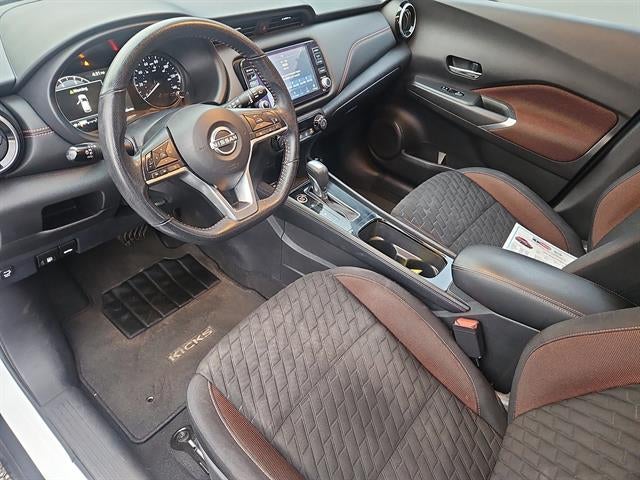 2022 Nissan Kicks SR