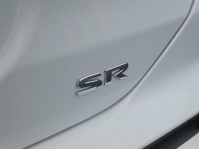 2022 Nissan Kicks SR