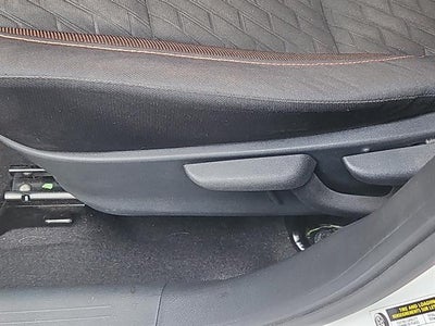 2022 Nissan Kicks SR