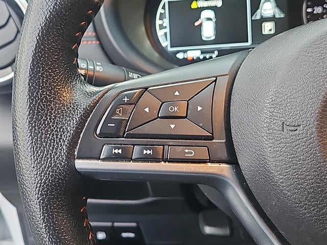 2022 Nissan Kicks SR