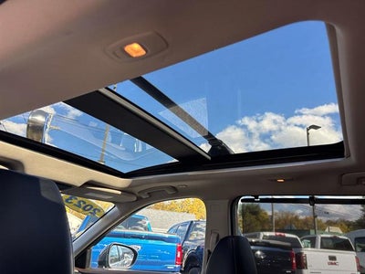 2023 Nissan Rogue AWD SV Premium