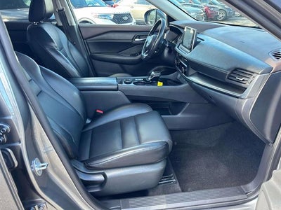 2023 Nissan Rogue AWD SV Premium